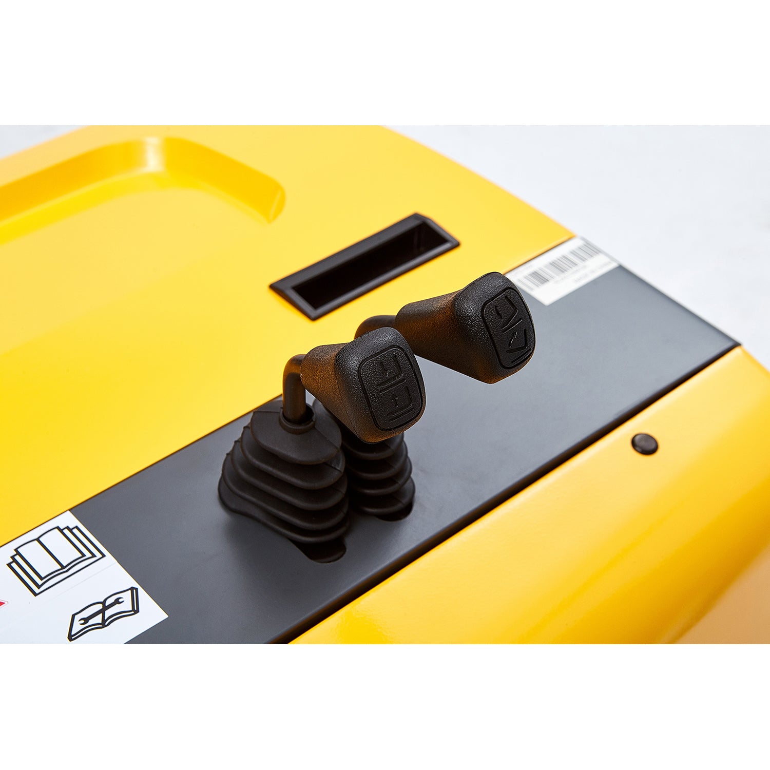 3300 lbs Load 177" Lift High-Capacity Counterbalanced Electric Stacker Adjustable Forks | CPD15W-I77