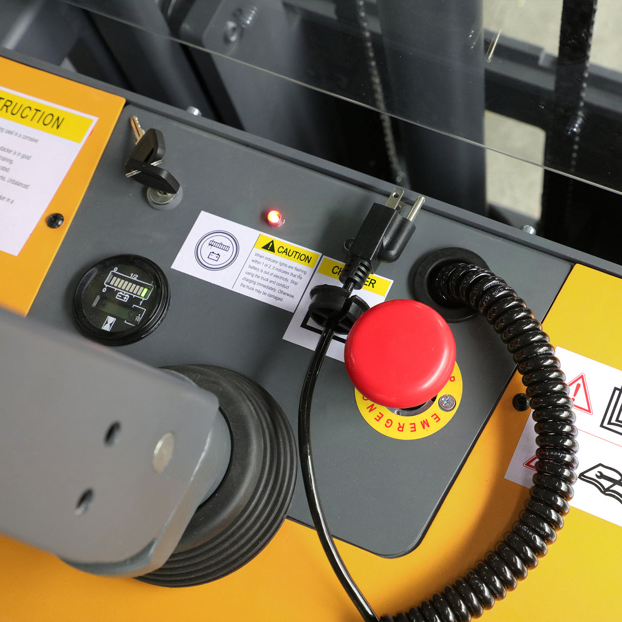 3300 lb Capacity 130" Lift Compact Electric Stacker Adjustable Forks | CTD15R-EN-130