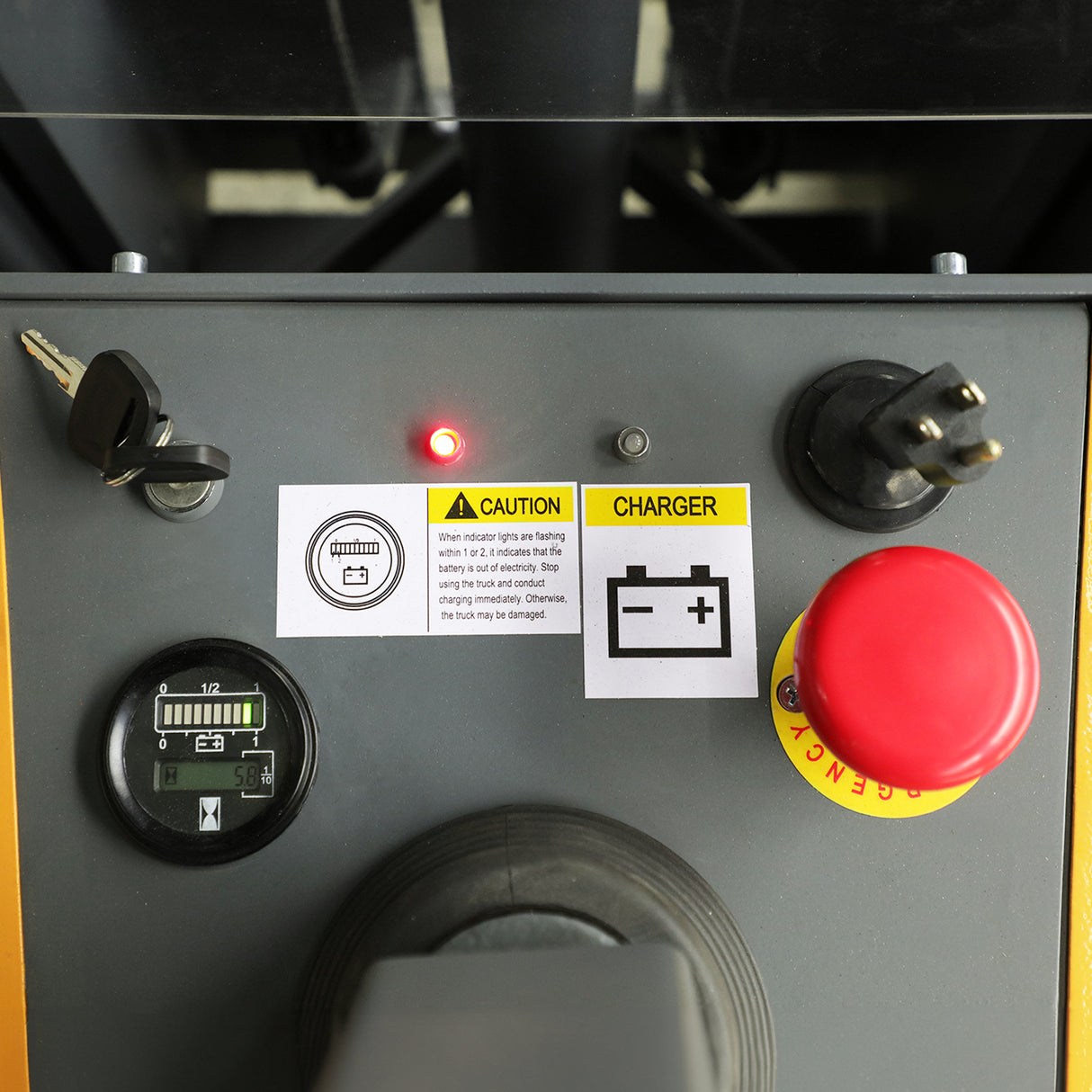 3300 lb Capacity 130" Lift Compact Electric Stacker Adjustable Forks | CTD15R-EN-130