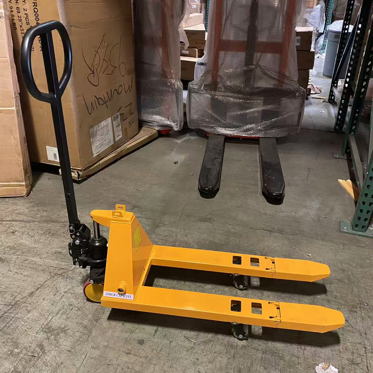 Pre-owned MF 2,200 lbs Capacity, 31.5"x15" Forks, Foldable & Lightweight Hand Pallet Jack