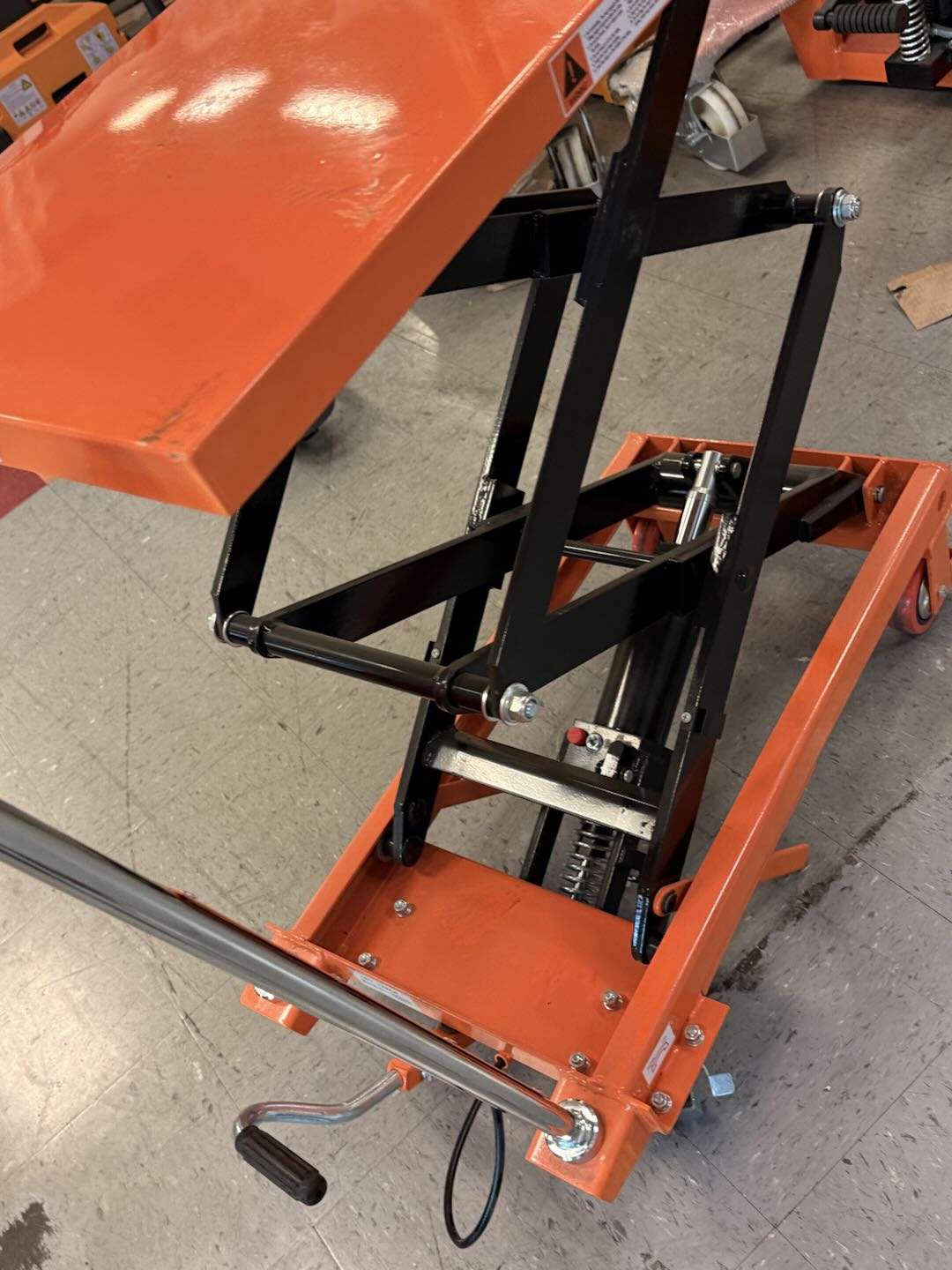 Pre-owned Aged Used SPS150-O Double Scissor Lift Table 330 lbs Cap, 43.3" lifting height-283516 Only Pick UP