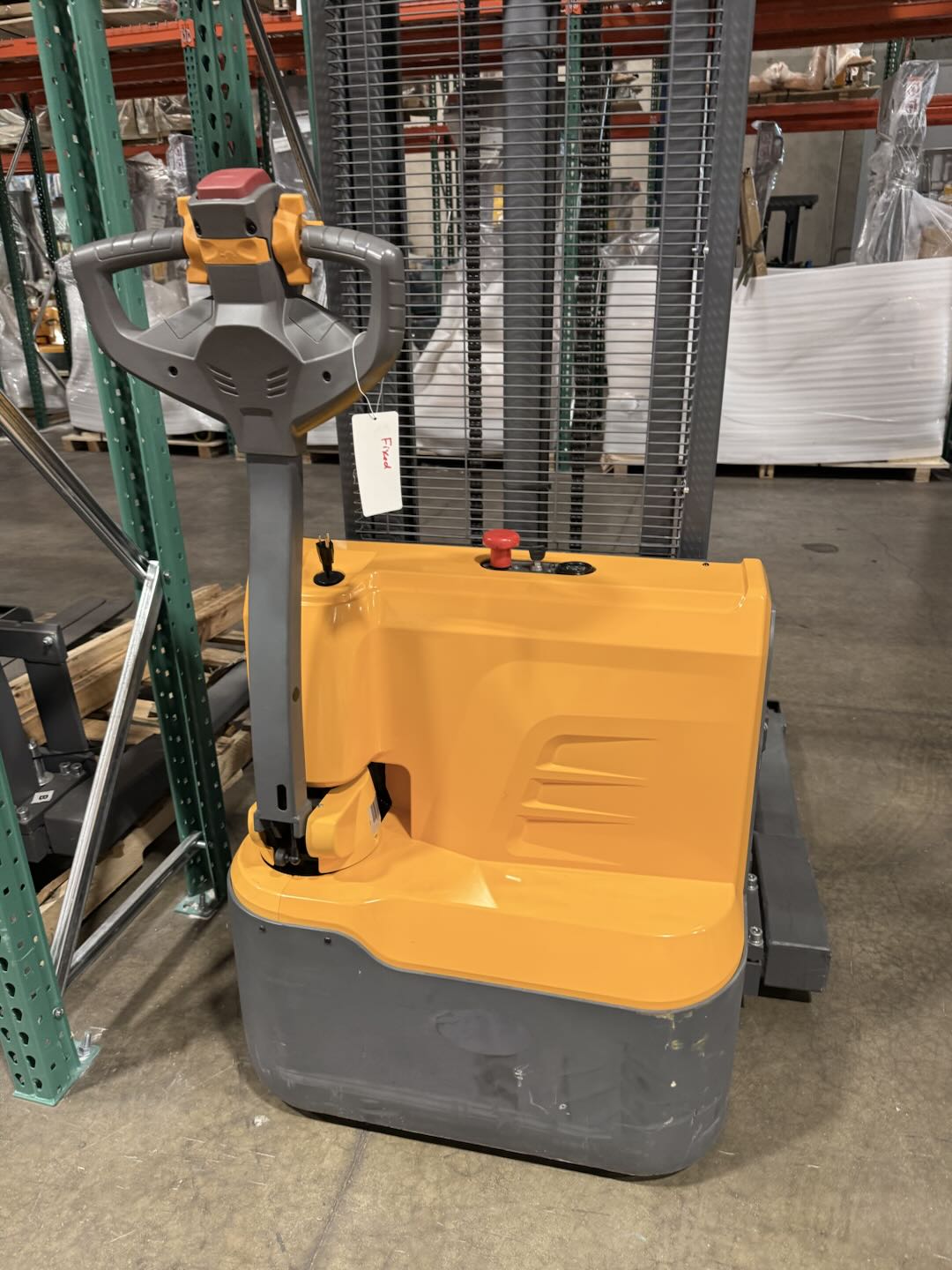 Pre-owned Regular Used CTD12R-E-118–2,640 lb Electric Stacker, 118" Lift, Straddle Legs-20040163
