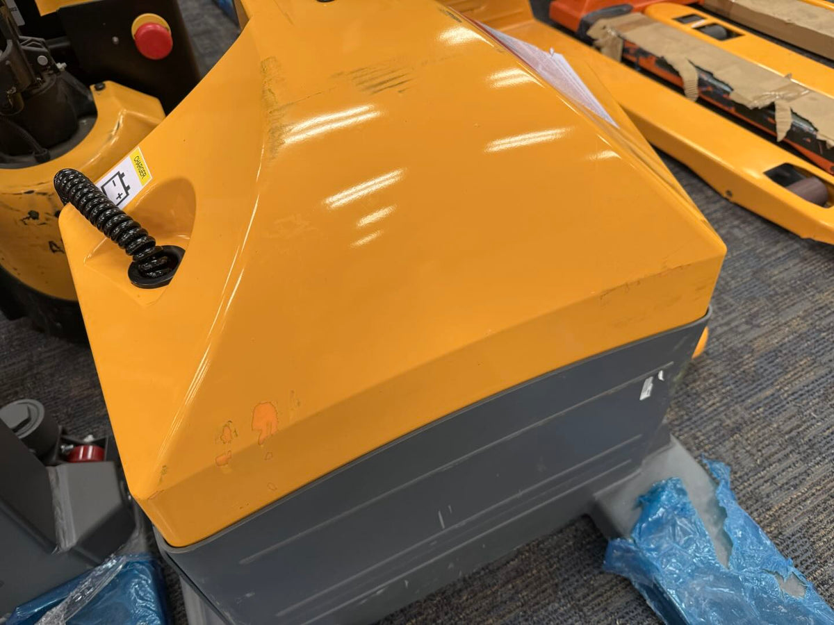 Pre-owned Premium Used CBD20WE-19BC - 4,400 lb Electric Pallet Jack – Long Runtime Lithium Battery, Turtle Mode, 48"x27" Forks-250027722