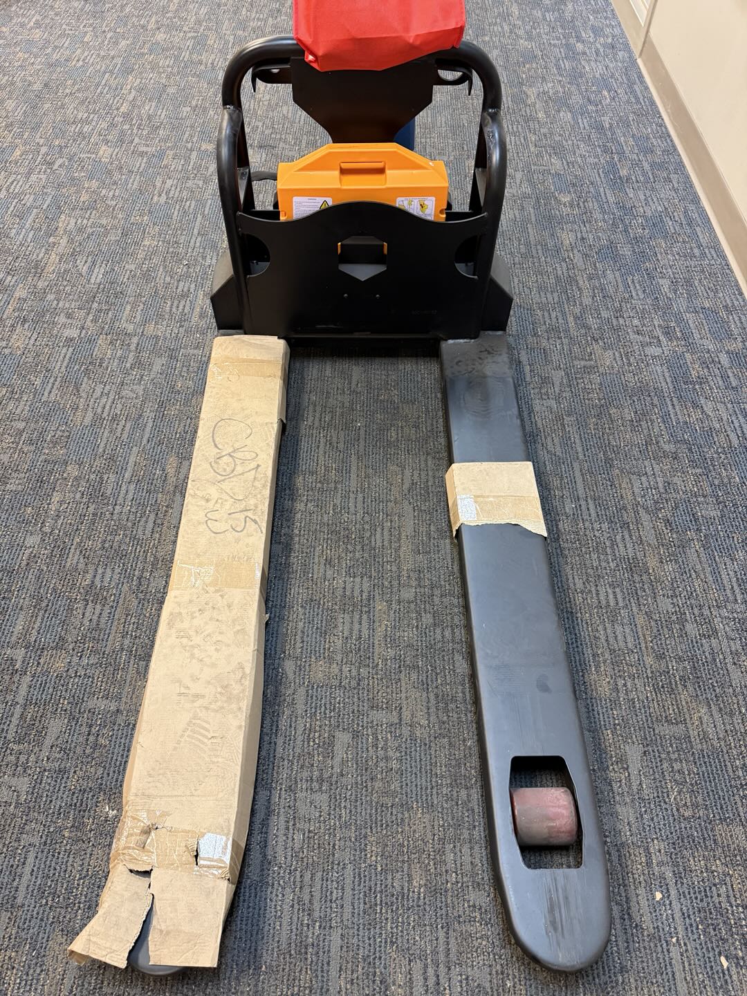Pre-owned Premium Used CBD15W-Lix-48x27-B 3,300 lb Electric Pallet Jack, Compact Lithium Model, 48"x27" Forks-20030518