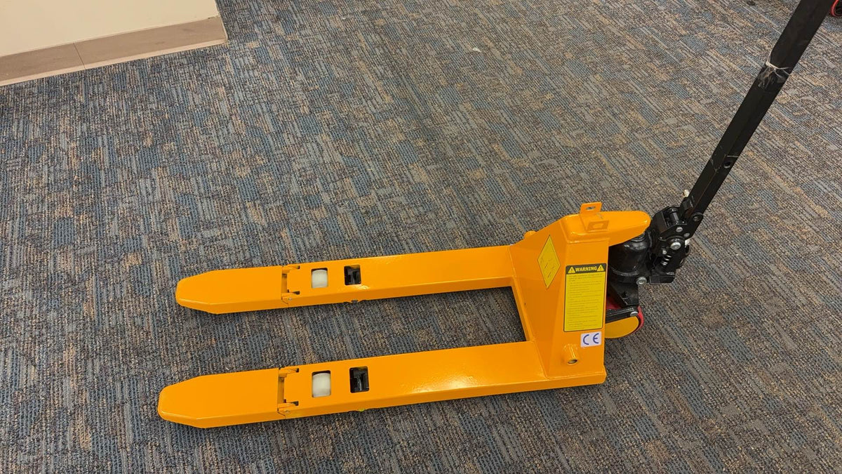 Pre-owned Premium Used MF 2,200 lb Hydraulic Pallet Jack – 31.5" x 15" Forks-250021707 Only Pick Up