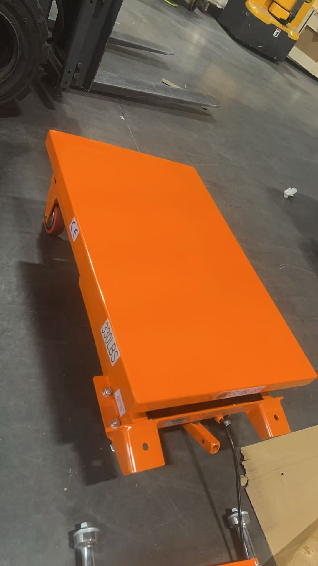 Pre-owned Premium Used SPS150E-O Double Scissor Lift Table 330 lbs Cap, 31.4" lifting height-240702519