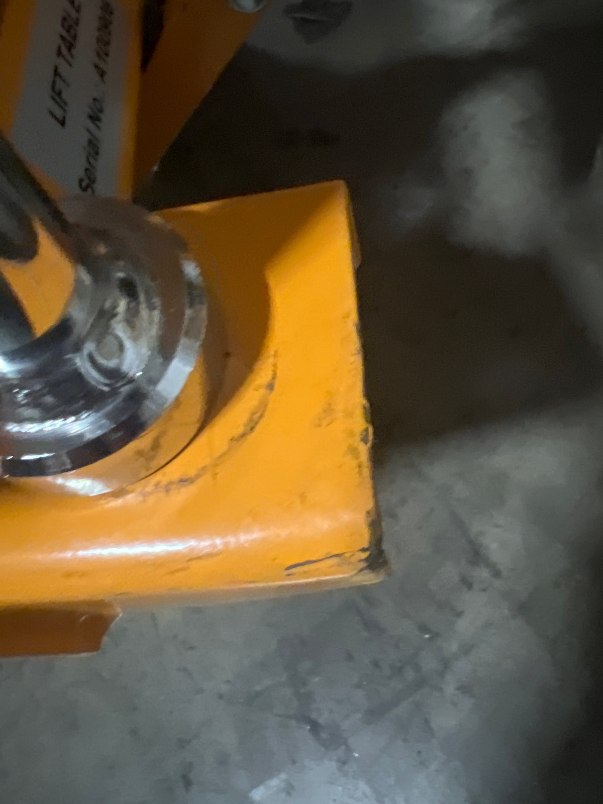 Pre-owned Regular Used SPS150E Double Scissor Lift Table 330 lbs Cap, 31.4" lifting height-A100906 Only Pick Up