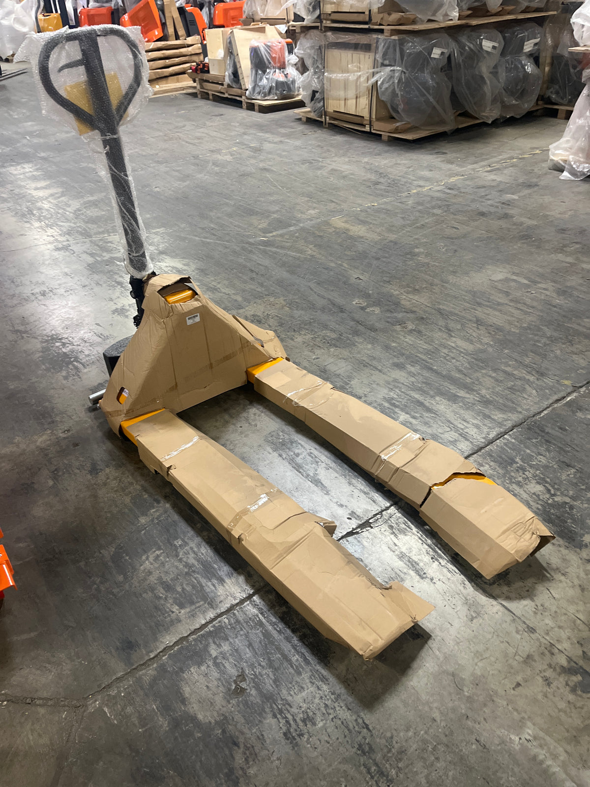 Pre-owned Premium Used JF-685 2,200 lb High-Lift Hydraulic Pallet Jack – Wide Forks, 45" x 27"-250031092