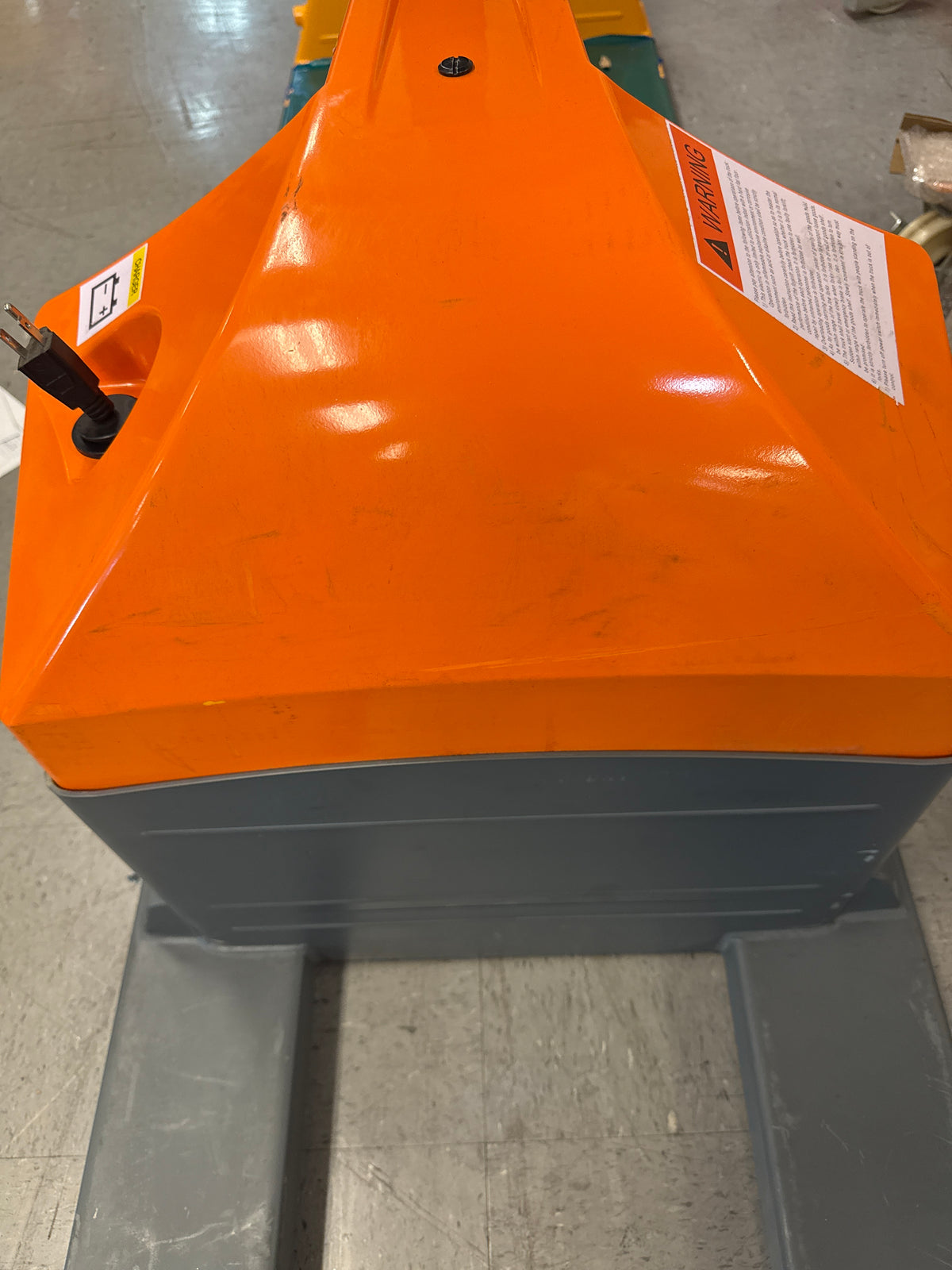 Pre-owned Regular Used CBD18WE-19-OBC 3,900 lb Electric Pallet Jack, GEL Battery Model, 48"x27" Forks-250017330