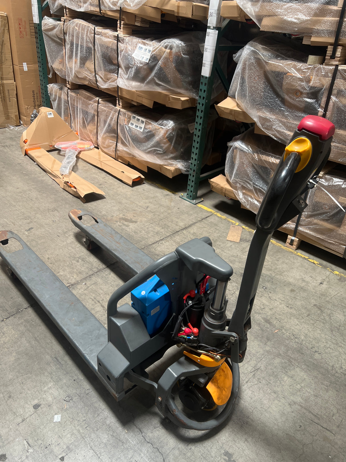Pre-owned CBD15W-LIX – 3,300 lb Electric Pallet Jack, Lithium Battery, 48"x27" Forks