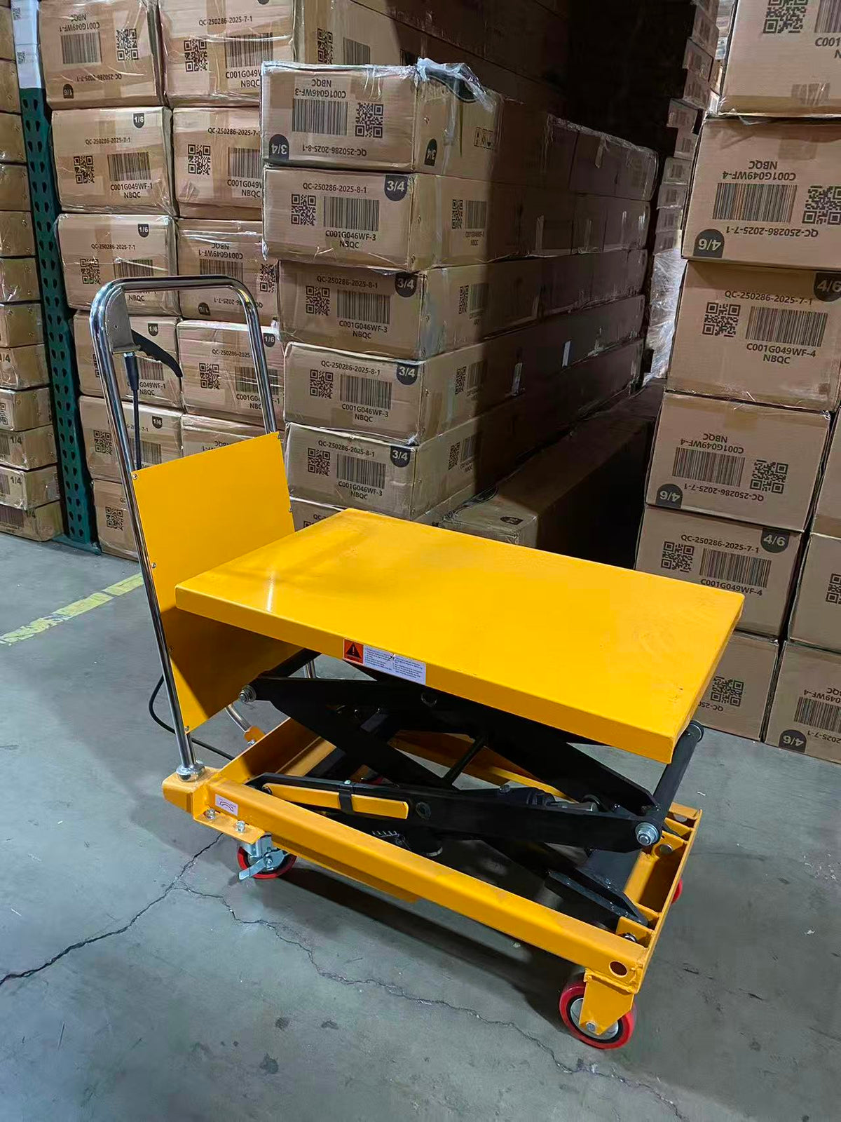Pre-owned Premium Used SPS150E Double Scissor Lift Table 330 lbs Cap, 31.4" lifting height-C16055 Only Pick Up