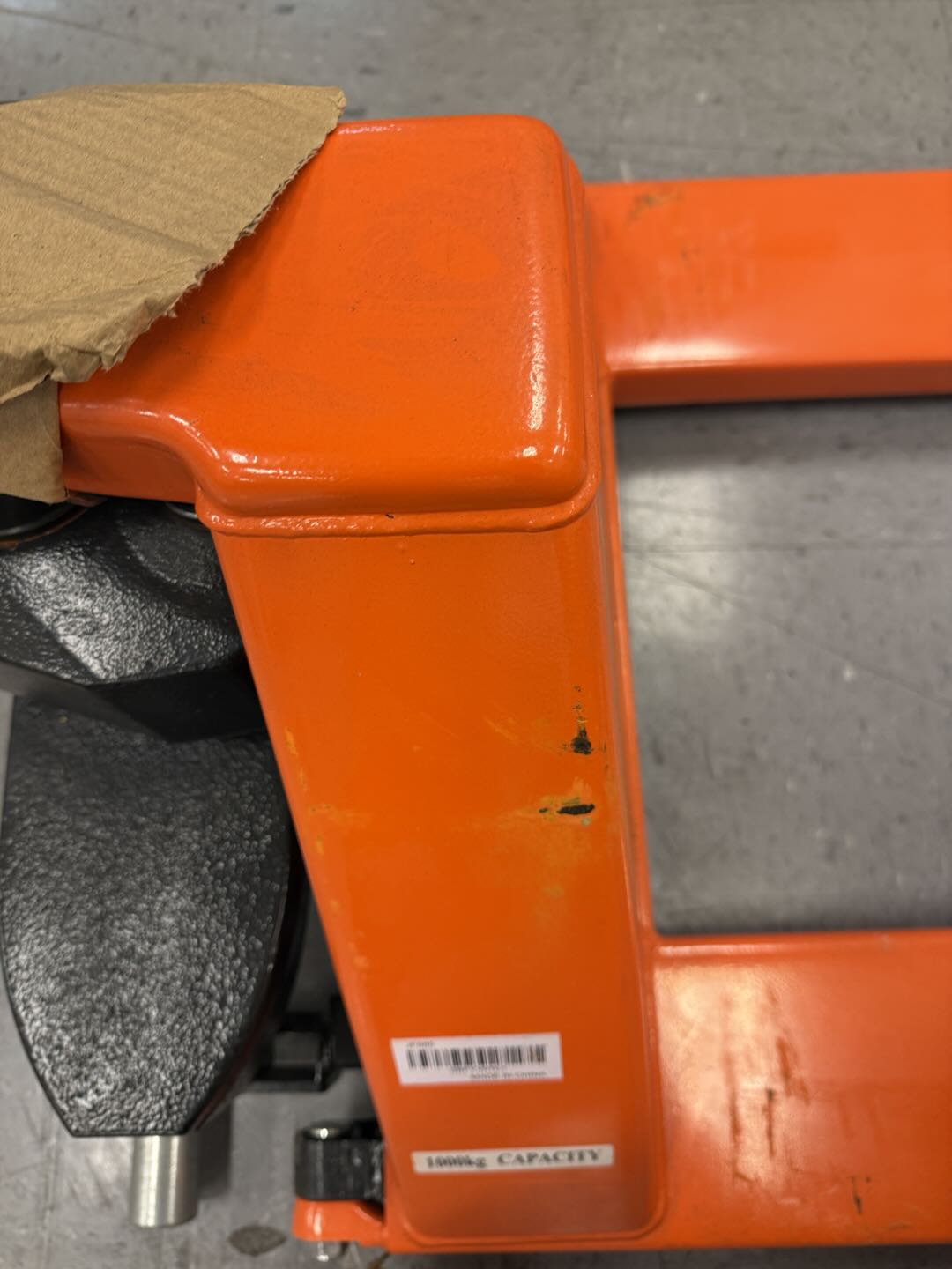 Pre-owned Regular Used JF-685-O 2,200 lb High-Lift Hydraulic Pallet Jack – Wide Forks, 45" x 27"-4677381