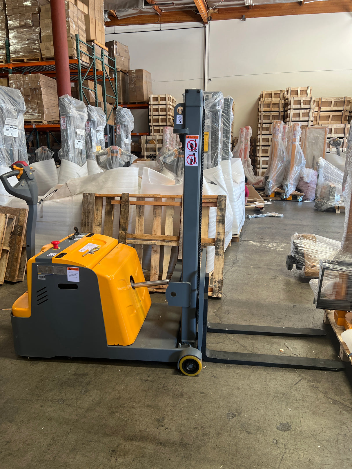 Pre-owned CPD10W-98 – 2,200 lb Counterbalance Electric Stacker, 98" Lift Height