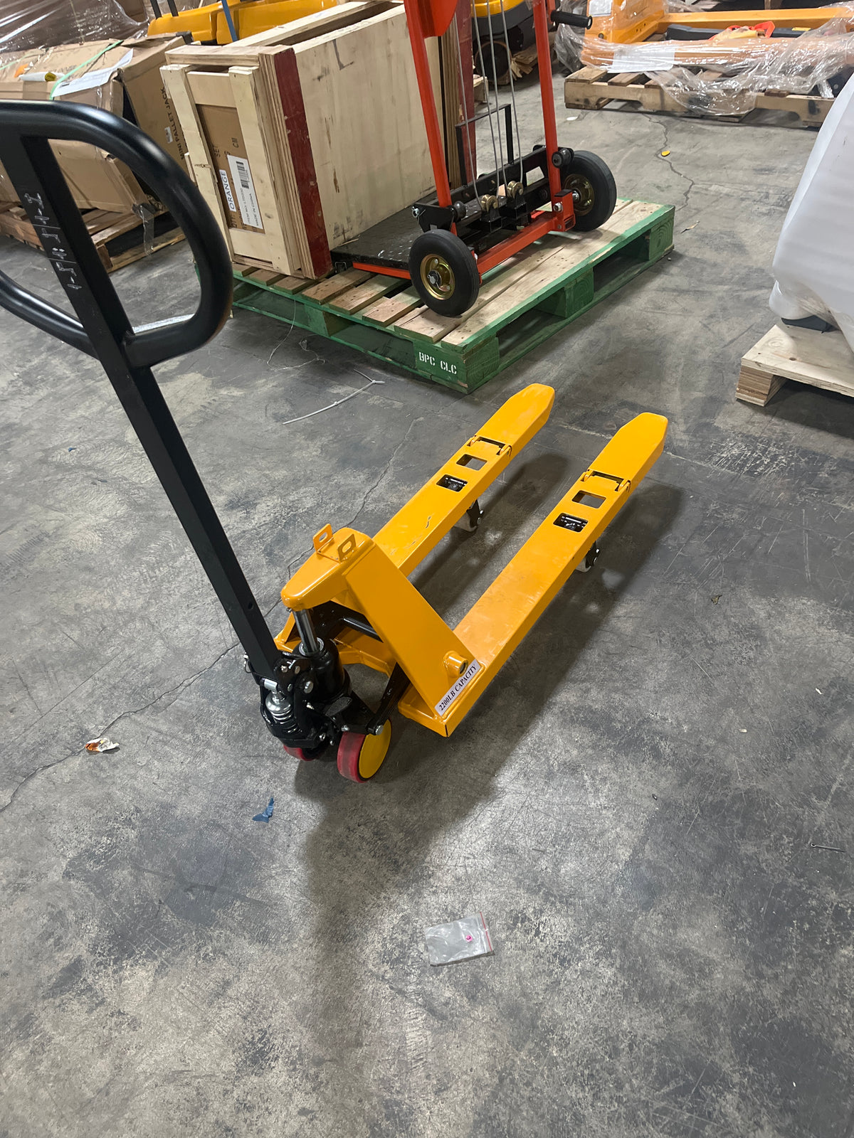 Pre-owned Regular Used MF 2,200 lb Hydraulic Pallet Jack – 31.5" x 15" Forks-250021575 Only Pick Up