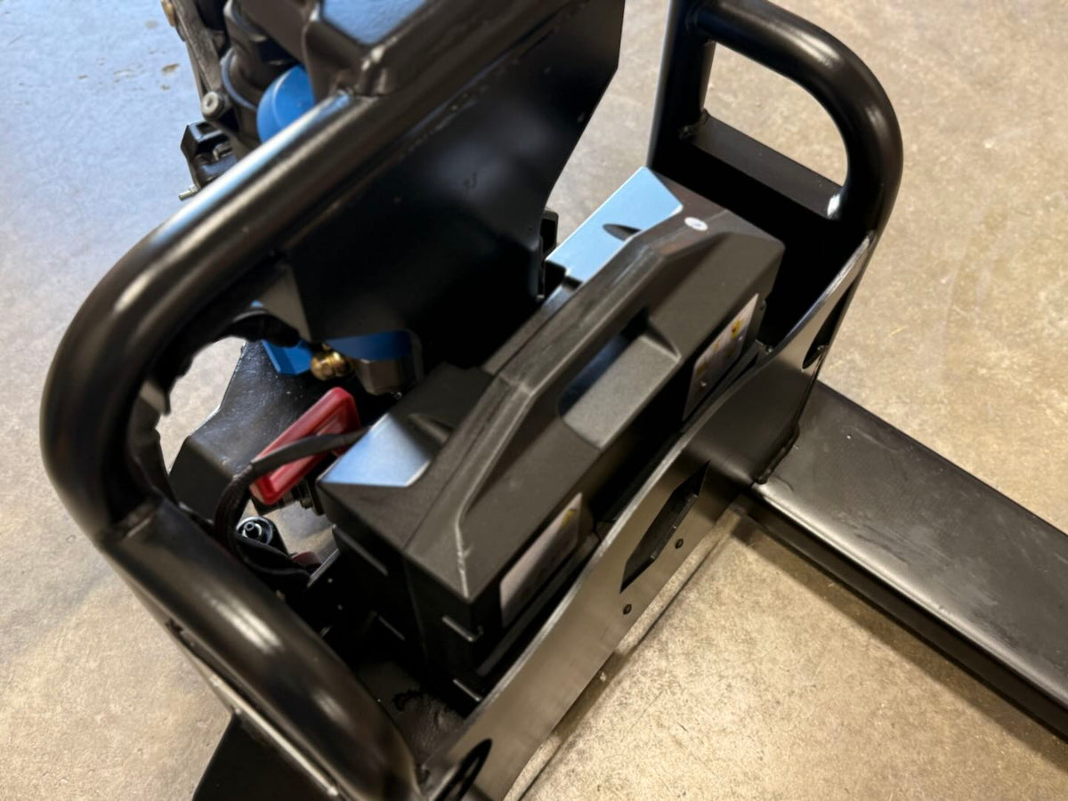 Pre-owned Premium Used CBD15W-Lix-48x27-B 3,300 lb Electric Pallet Jack, Compact Lithium Model, 48"x27" Forks-21046270