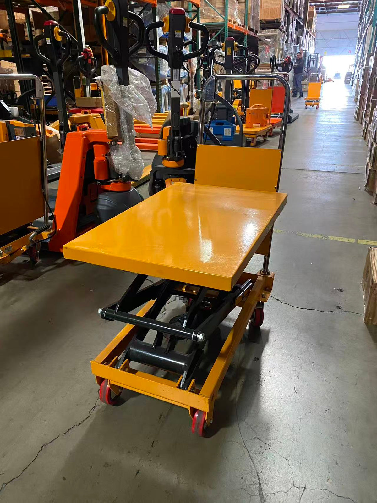 Pre-owned Premium Used SPS150E Double Scissor Lift Table 330 lbs Cap, 31.4" lifting height-C16055 Only Pick Up