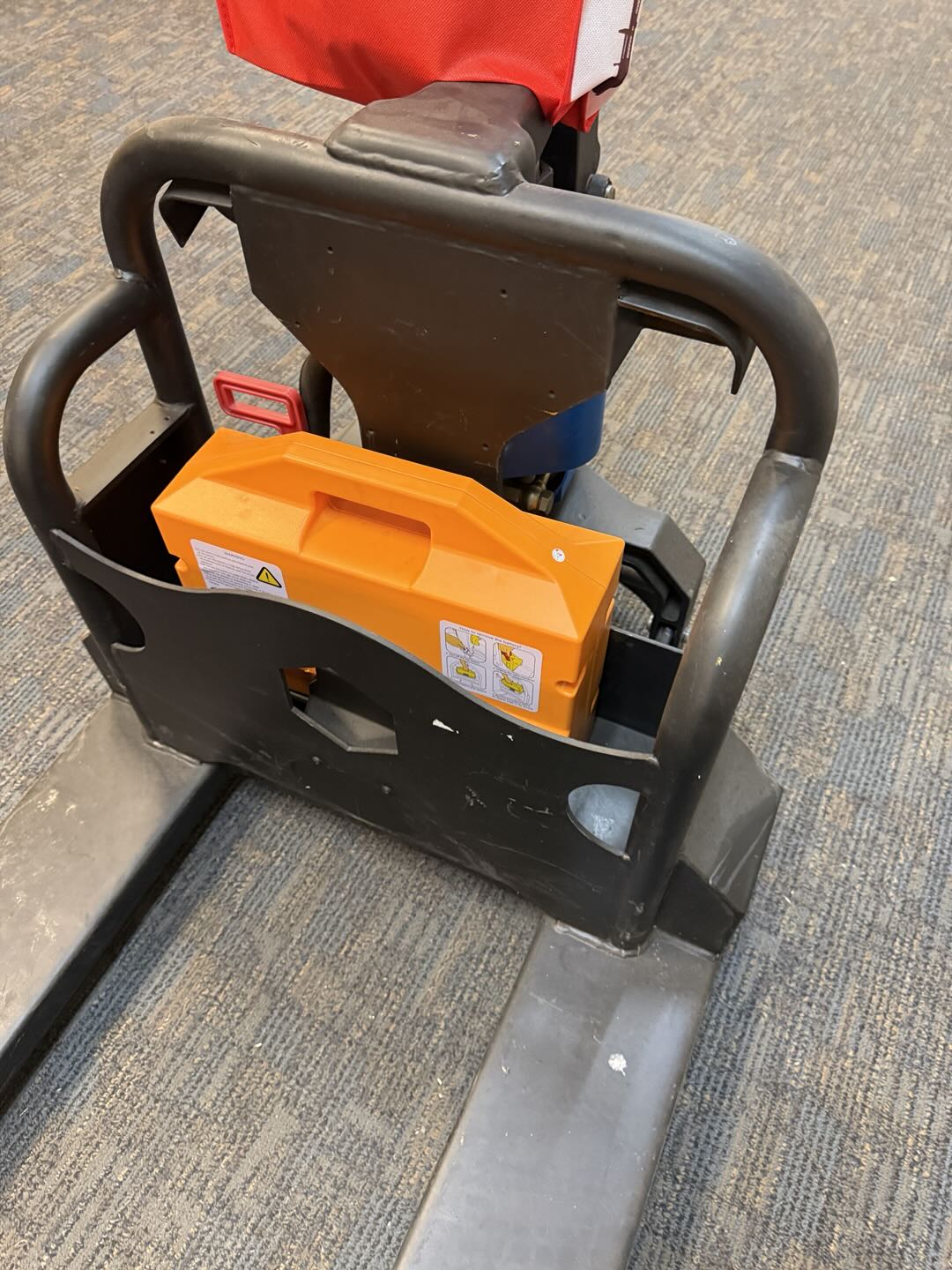 Pre-owned Regular Used CBD15W-Lix-48x27-B 3,300 lb Electric Pallet Jack, Compact Lithium Model, 48"x27" Forks-20030509