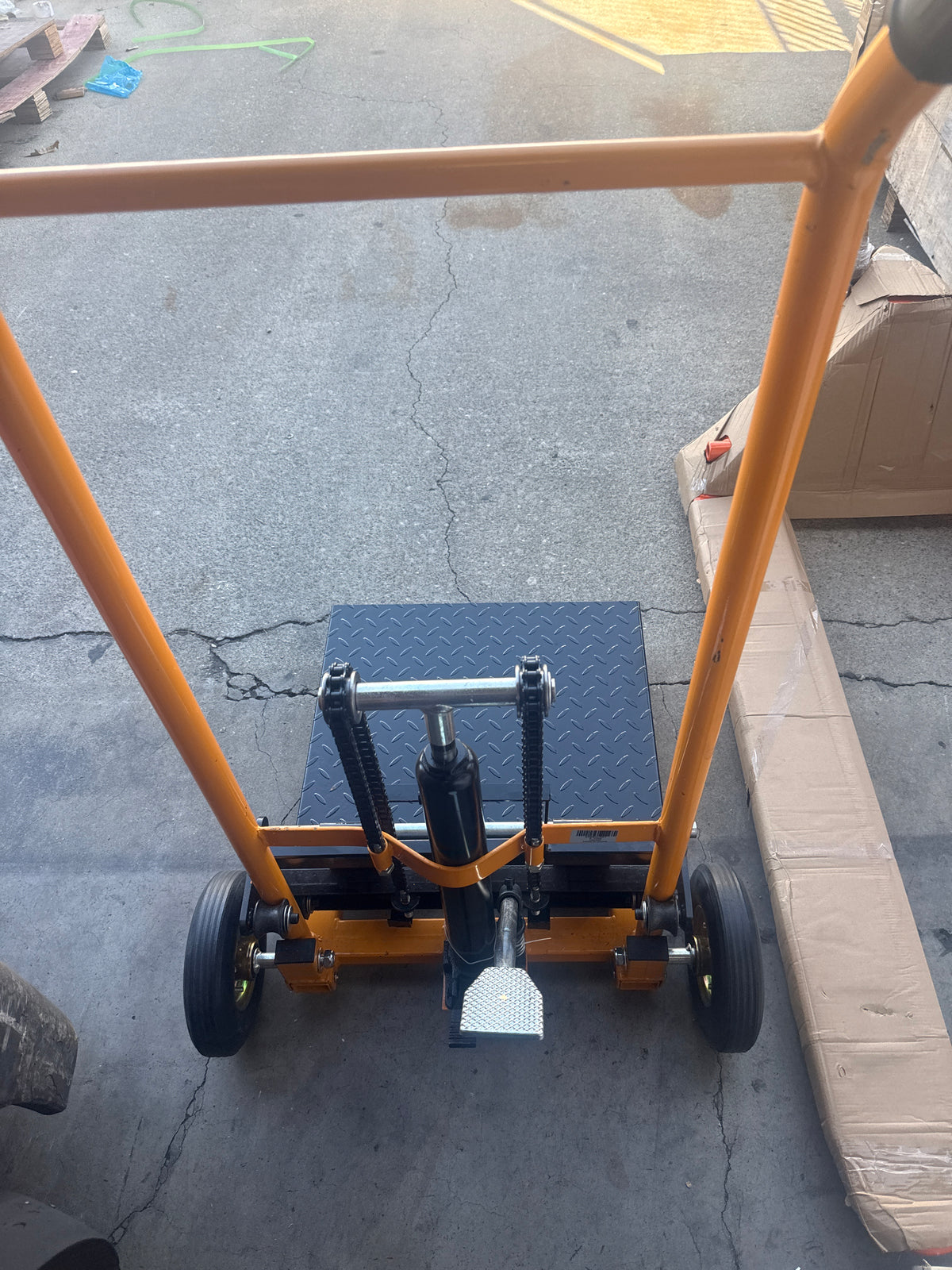 Pre-owned Premium Used HSP440–440lbs Manual Pallet Stacker 440 lbs Capacity 35.8" Lift Fixed Legs-250031557 Only Pick Up