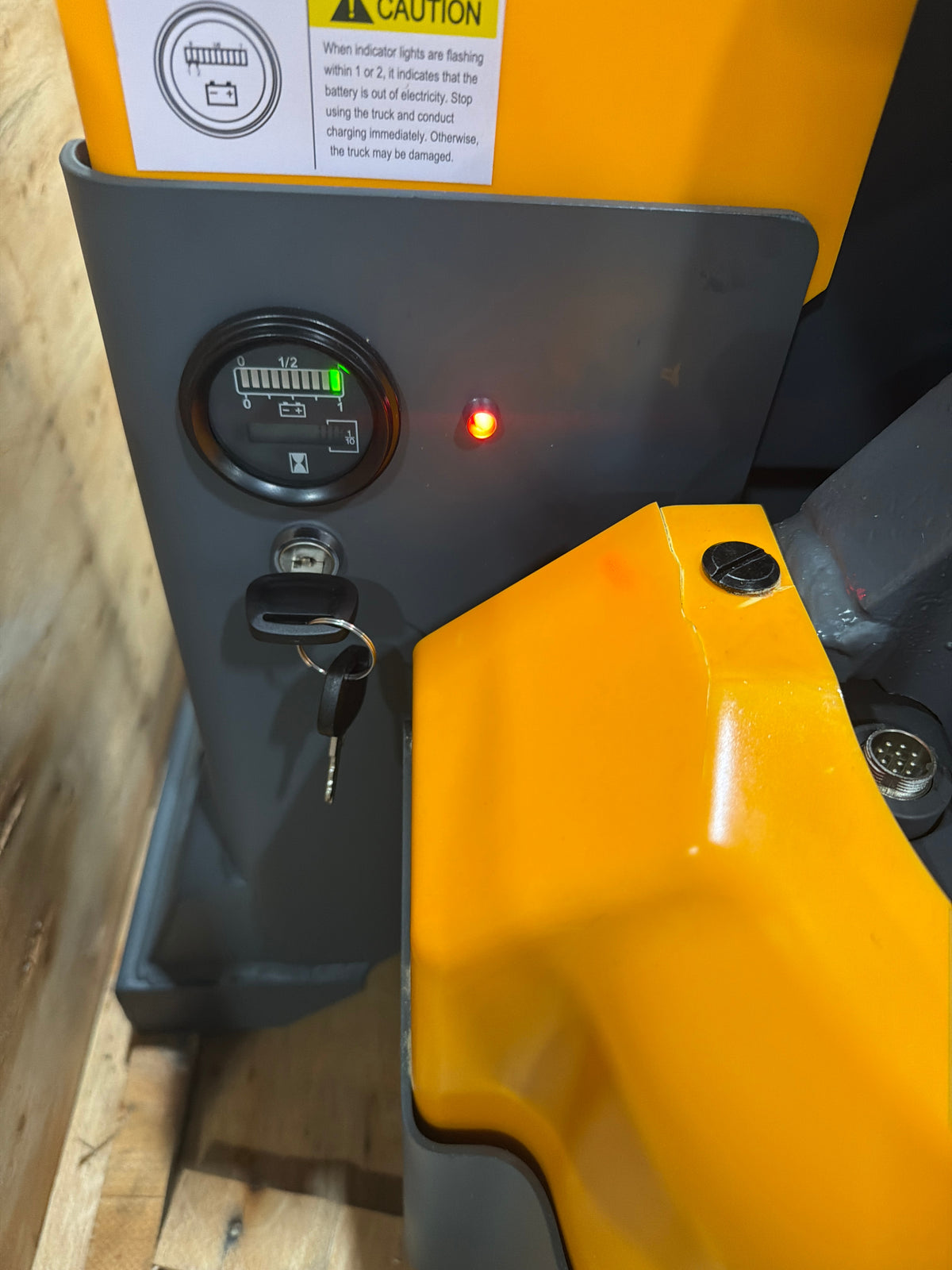 Pre-owned Premium Used CBD15WE-19- 3,300 lb Electric Pallet Jack – Long Runtime Lithium Battery, Turtle Mode, 48"x27" Forks-250016996