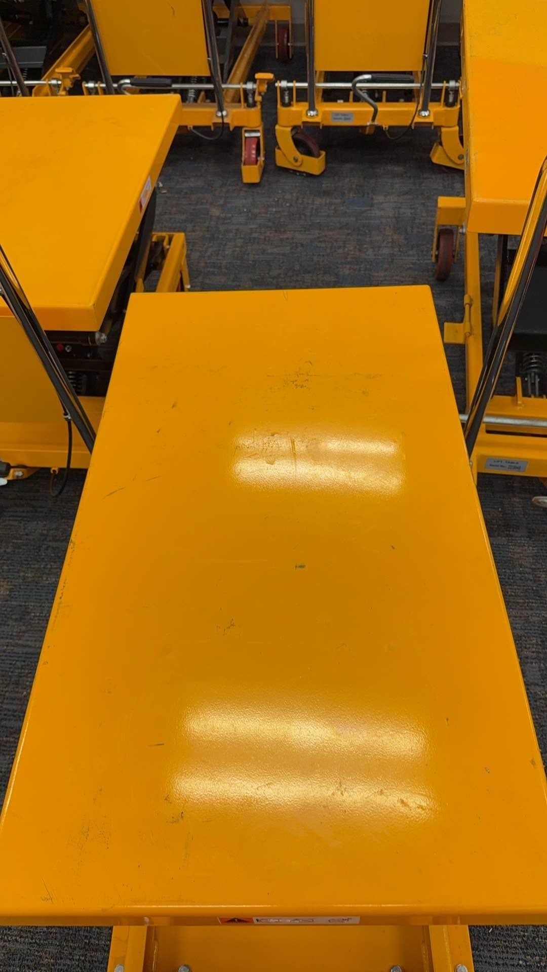 Pre-owned Regular Used SPS350 Double Scissor Lift Table 770 lbs Cap, 37.4" lifting height-160021