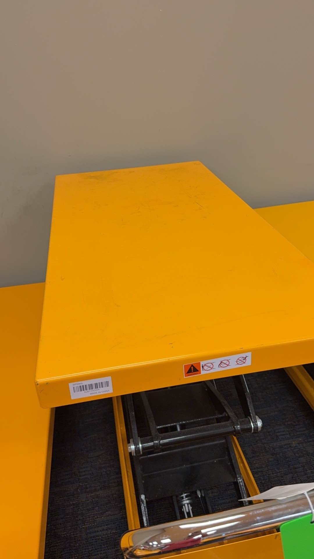 Pre-owned Regular Used SPS800 Double Scissor Lift Table 1760lbs Cap, 40.4" lifting height-269434 only Pick Up
