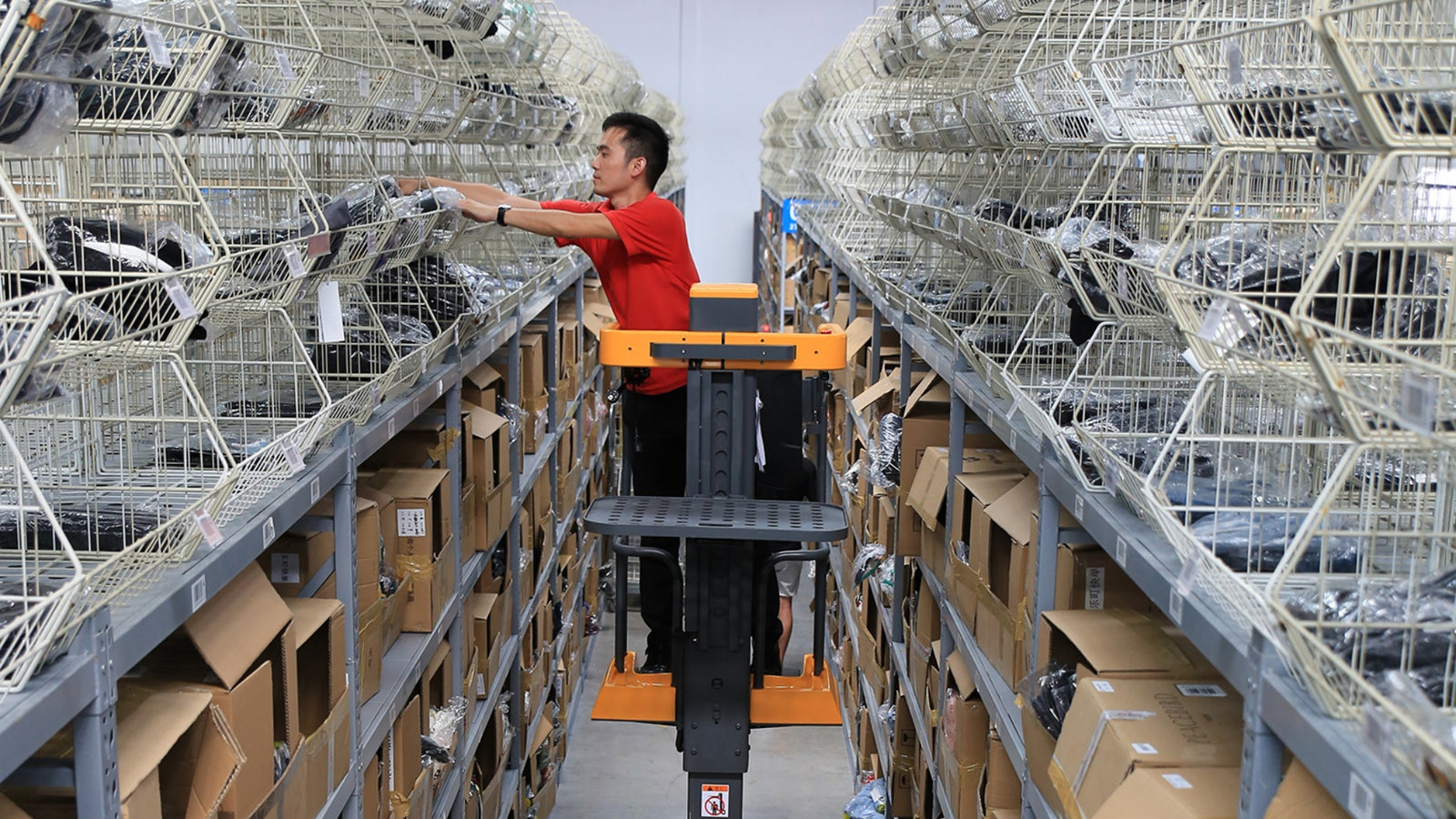 Maximize Picking Efficiency: Xilin OPSM Mini Order Picker for Low Shelves and Tight Spaces