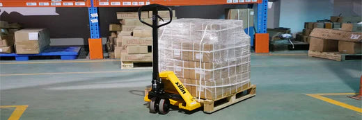 How to safely operate a pallet Jack?