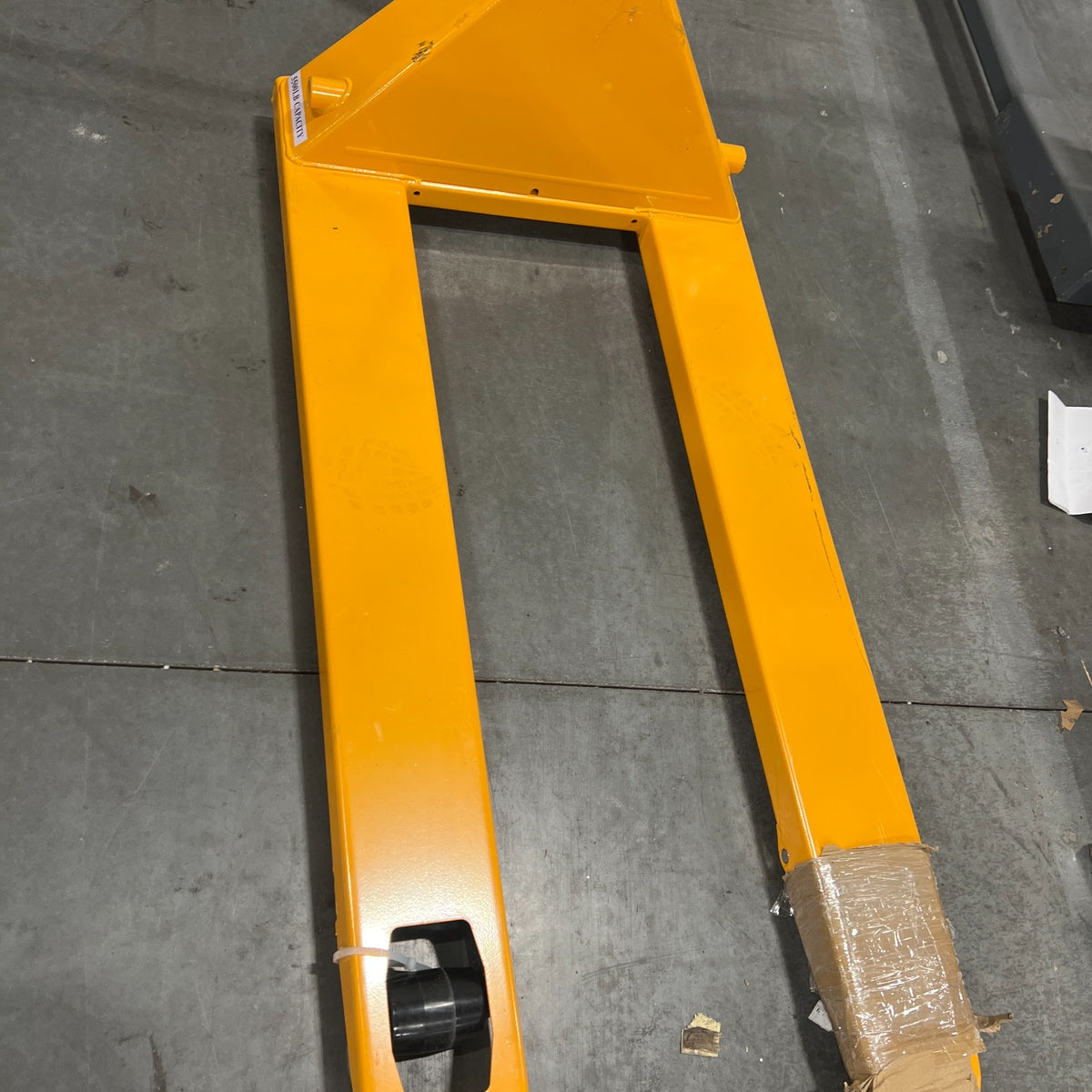 Pre-owned BF-III-2(NYLON) 5,500 lb Hydraulic Pallet Jack – Wide Forks & Nylon Wheels, 48" x 27"