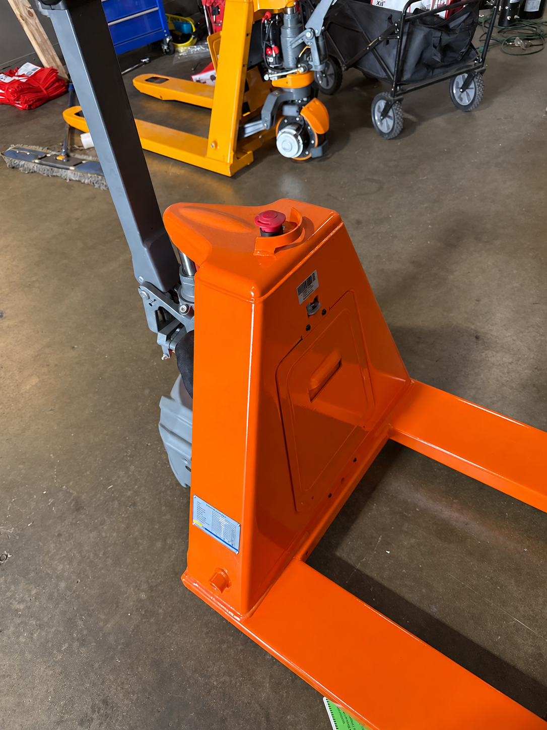 Pre-owned Premium Used CBD15-NEW-O 3,300 lb Electric Pallet Jack, Compact Lithium Model, 48"x27" Forks-250030867