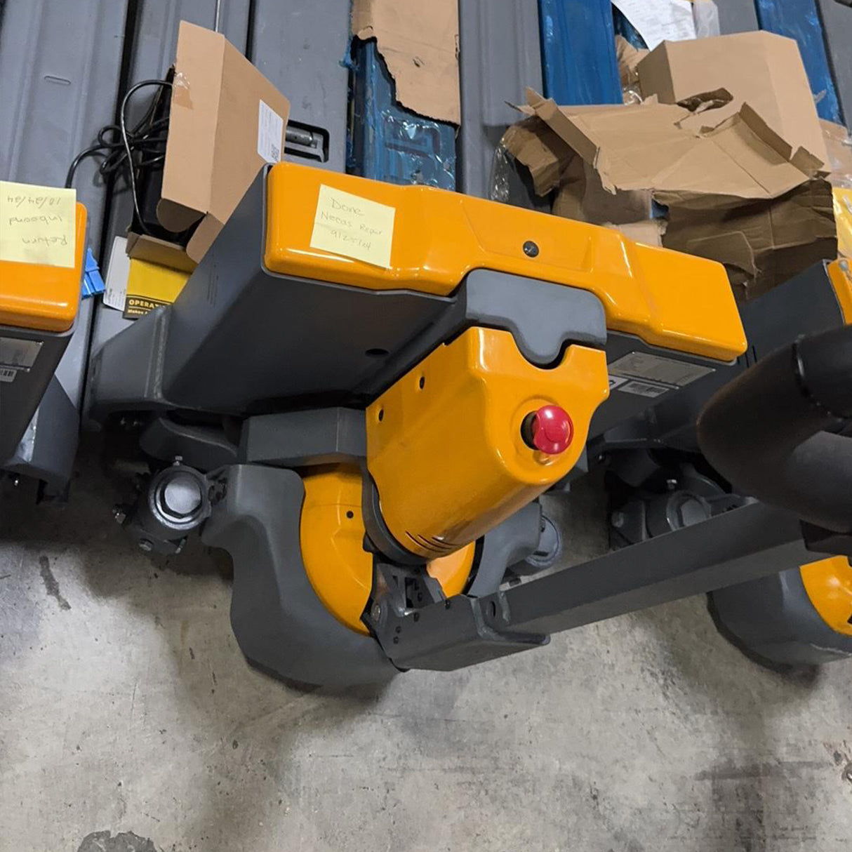 Pre-owned CBD15W-II-Li – 3,300 lb Electric Pallet Jack, LCD Handle & Turtle Mode