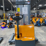 Pre-owned CTD12R-E-19-118 – 2,640 lb Electric Stacker, 118" Lift Height, Straddle Legs