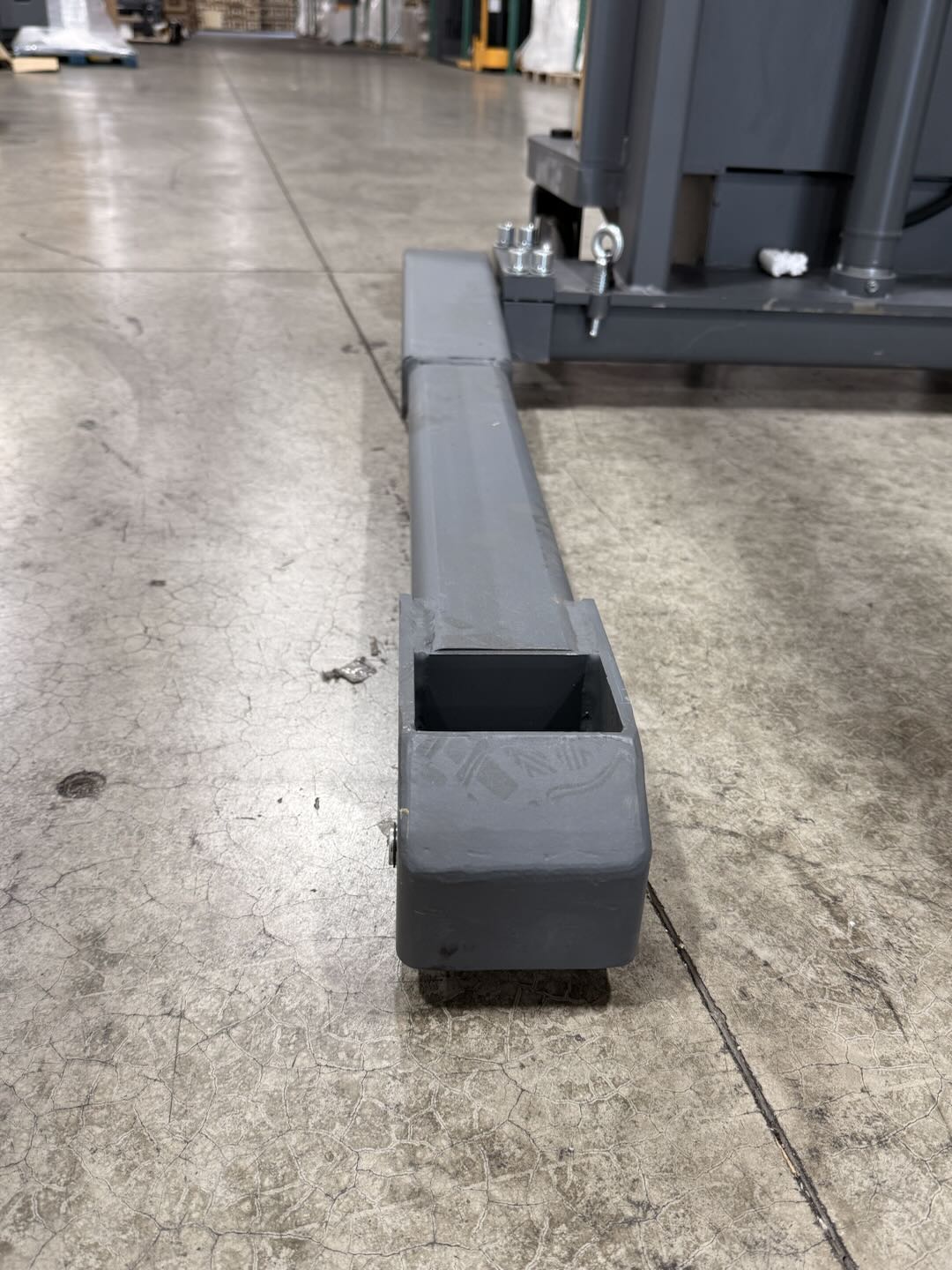 Pre-owned Premium Used CTD15BE-98 – 3,300 lb Semi-Electric Stacker, 98" Lift, Straddle Legs & Adjustable Forks-240863005