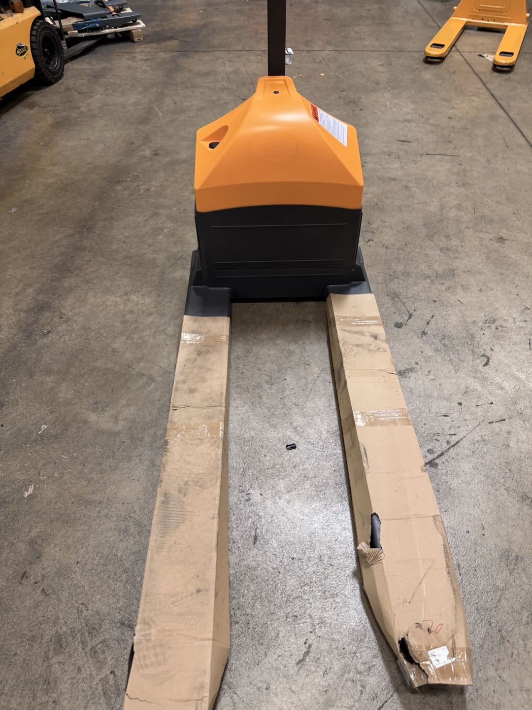 Pre-owned Open Box CBD20WE-19- 4,400 lb Electric Pallet Jack – Long Runtime Lithium Battery, Turtle Mode, 48"x27" Forks-220201196