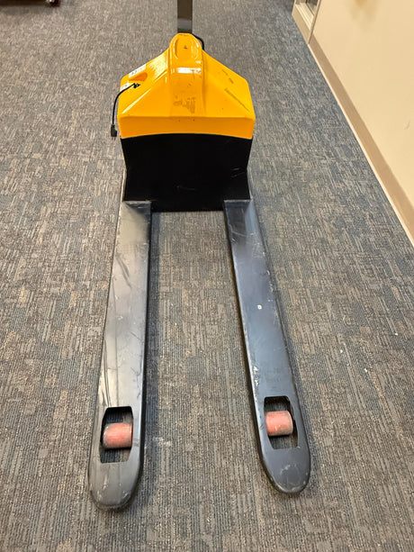 Pre-owned Aged Used CBD15 3,300 lb Electric Pallet Jack, Compact Lithium Model, 48"x27" Forks-XCBDA14002