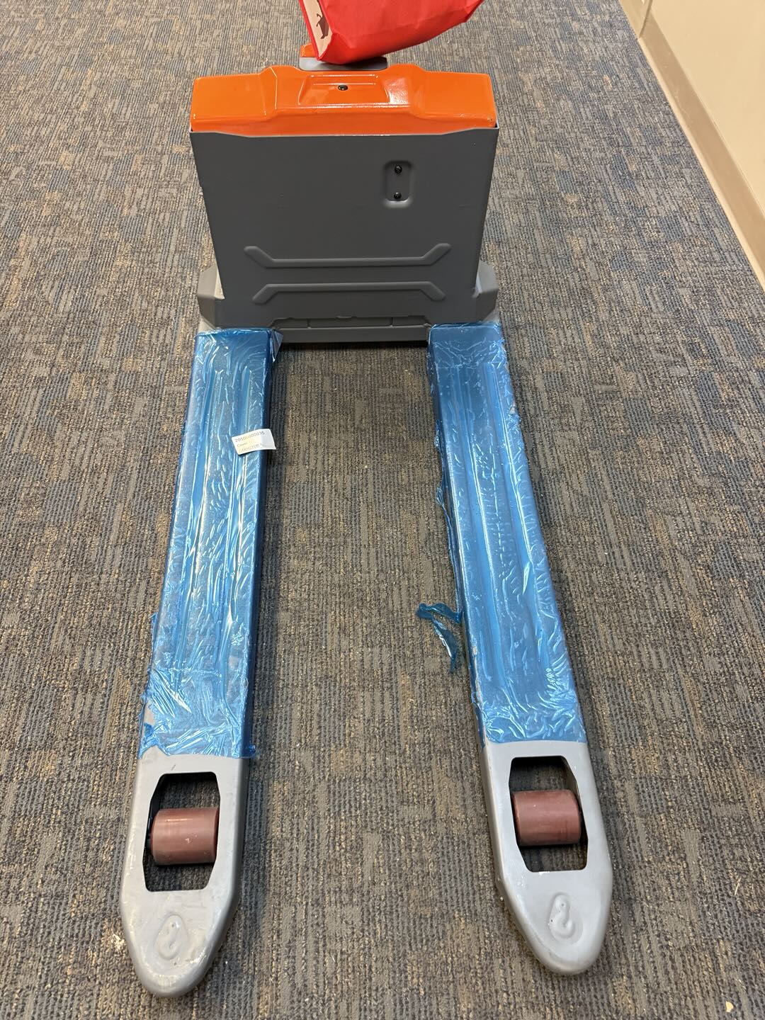 Pre-owned Premium Used CBD15W-II-Li-O-II 3,300 lb Electric Pallet Jack, Compact Lithium Model, 48"x27" Forks-250023367