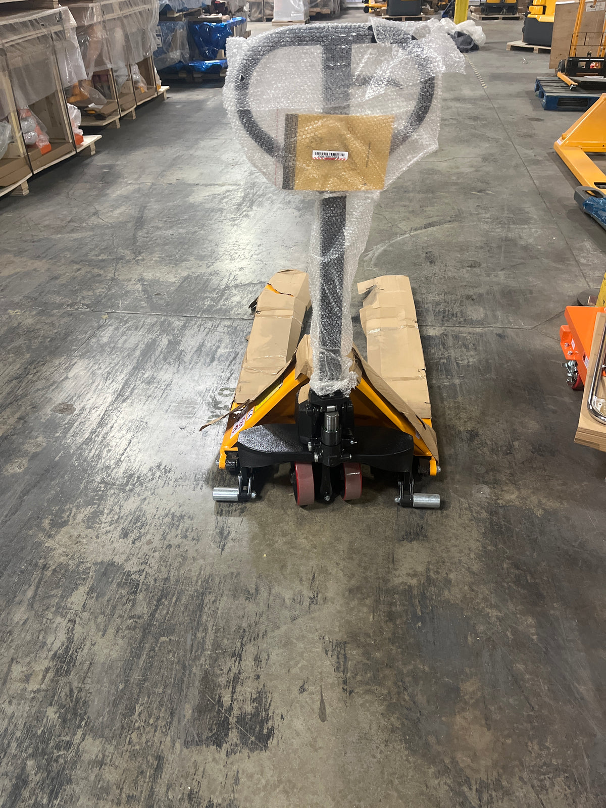 Pre-owned Premium Used JF-685 2,200 lb High-Lift Hydraulic Pallet Jack – Wide Forks, 45" x 27"-250031092