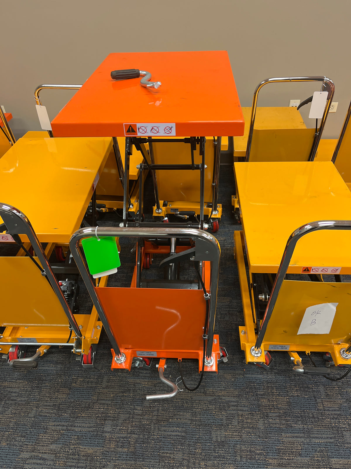 Pre-owned Premium Used SPS150-O Double Scissor Lift Table 330 lbs Cap, 43.3" lifting height-C00000544