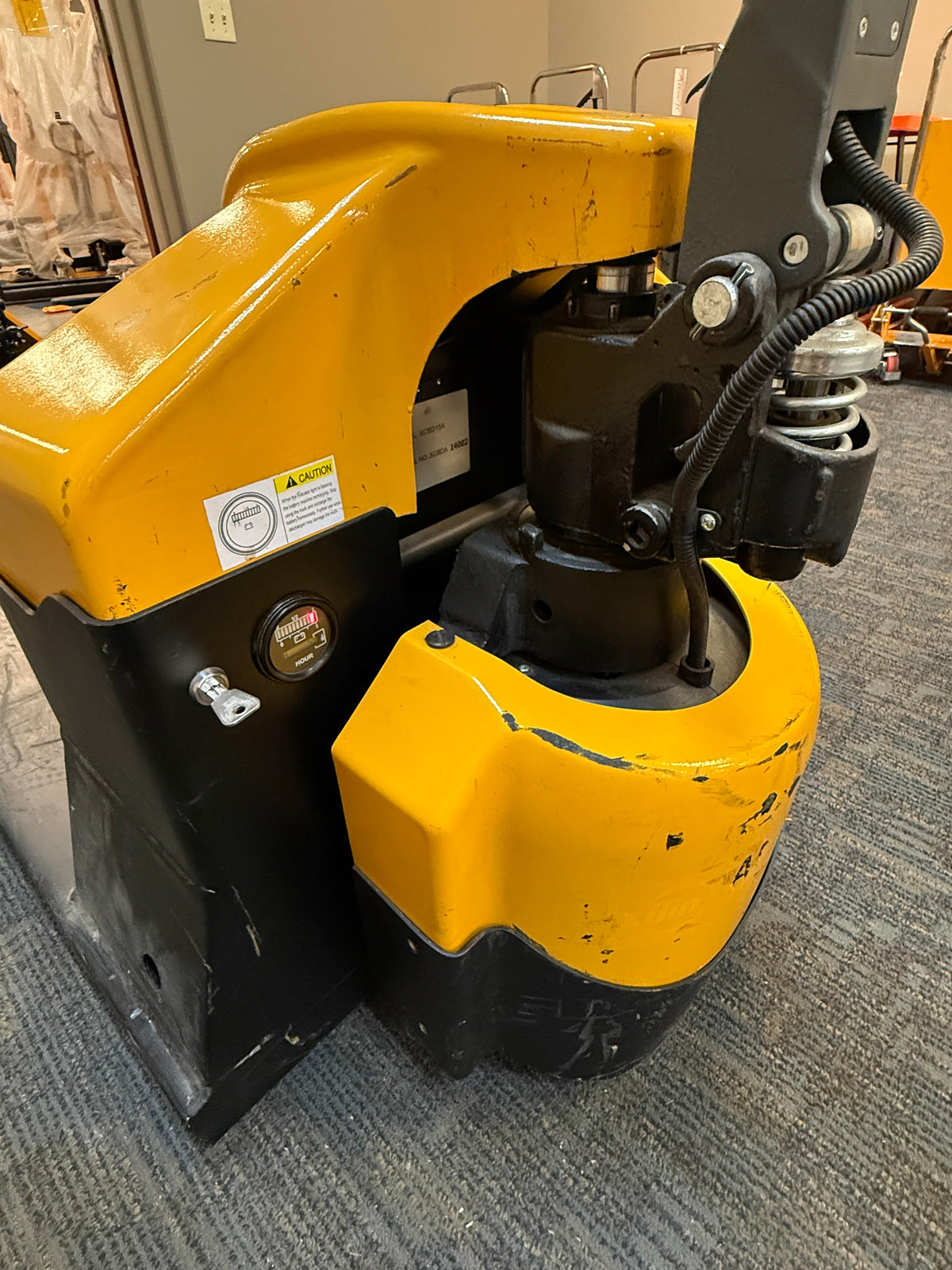 Pre-owned Aged Used CBD15 3,300 lb Electric Pallet Jack, Compact Lithium Model, 48"x27" Forks-XCBDA14002
