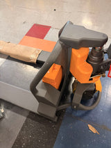 Pre-owned Premium Used CBD15W-Lix-48x27-Y- 3,300 lb Electric Pallet Jack – Lithium Battery, 48"x27" Forks-211213080