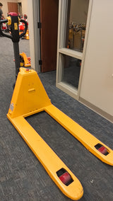 Pre-owned Premium Used CBD15 3,300 lb Electric Pallet Jack, Compact Lithium Model, 48"x27" Forks-21068848