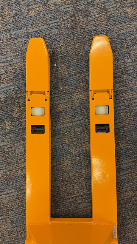 Pre-owned Premium Used MF 2,200 lb Hydraulic Pallet Jack – 31.5" x 15" Forks-250021707 Only Pick Up
