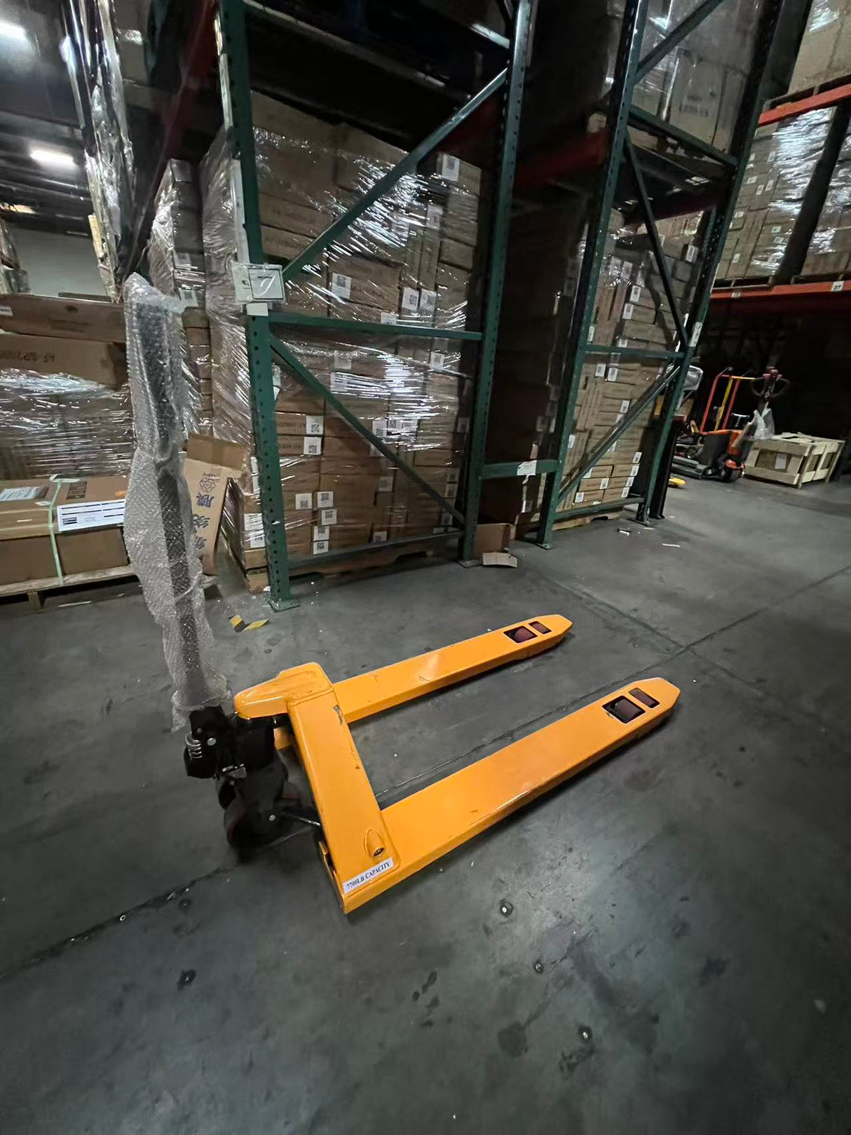 Pre-owned BF3500 Heavy-duty  Hydraulic Pallet Jack 7700 lbs Capacity 48"Lx27"W Fork