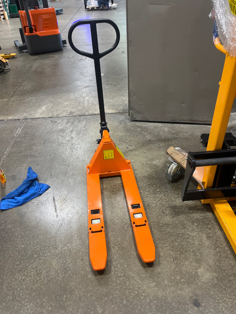 Pre-owned Premium Used MF-O 2,200 lb Hydraulic Pallet Jack – 31.5" x 15" Forks-250027201 Only Pick Up