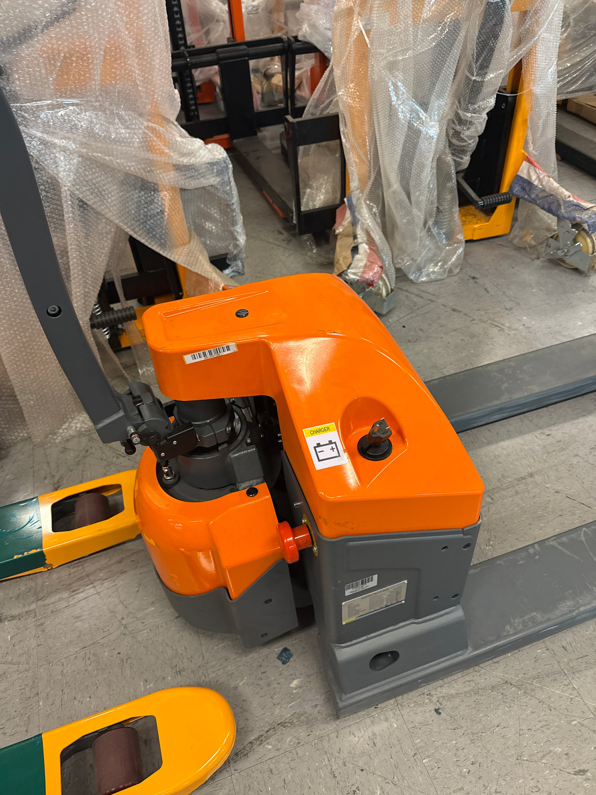 Pre-owned Regular Used CBD18WE-19-OBC 3,900 lb Electric Pallet Jack, GEL Battery Model, 48"x27" Forks-250017330