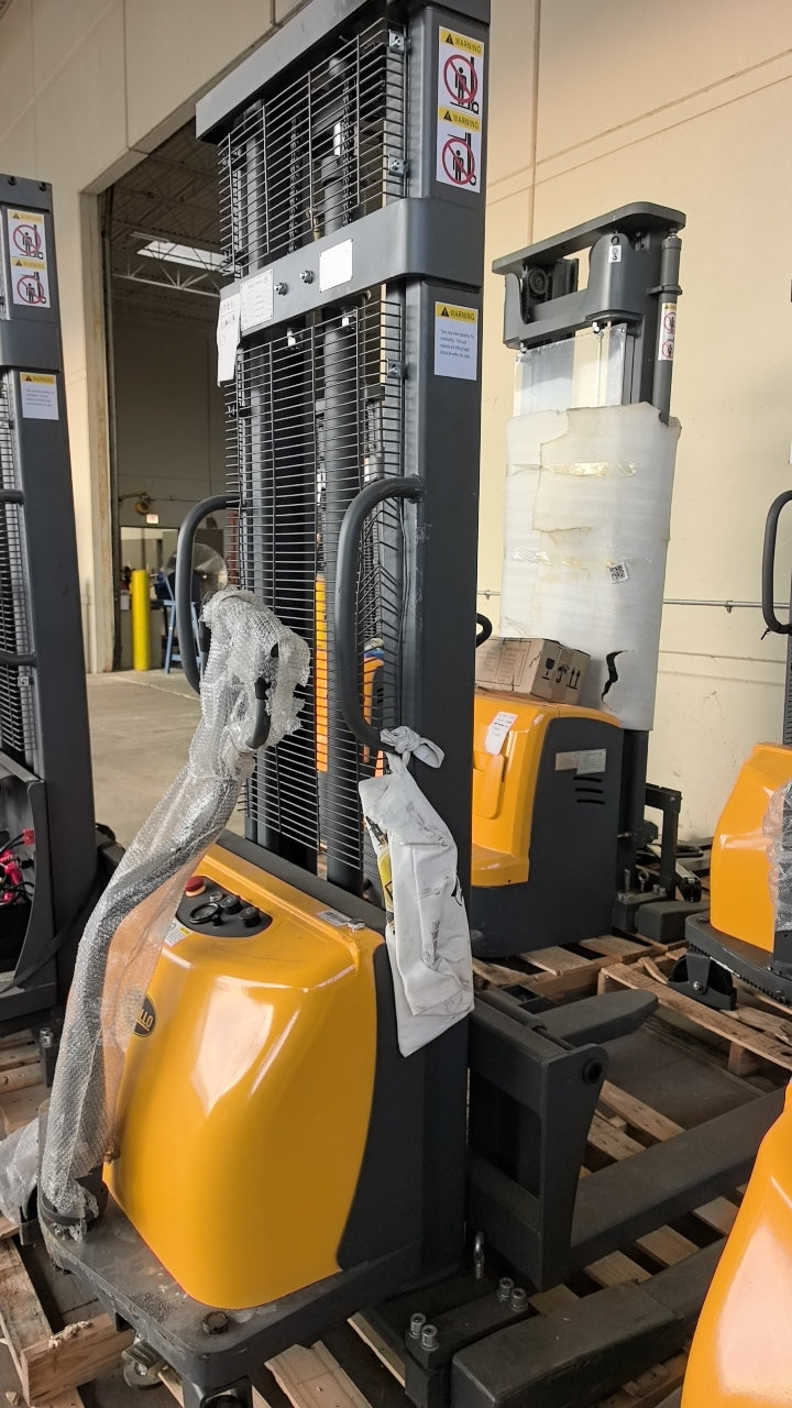 Pre-owned Aged Used CTD15B-III-118–3,300 lb Semi-Electric Stacker, 118" Lift, Straddle Legs & Adjustable Forks-20090426