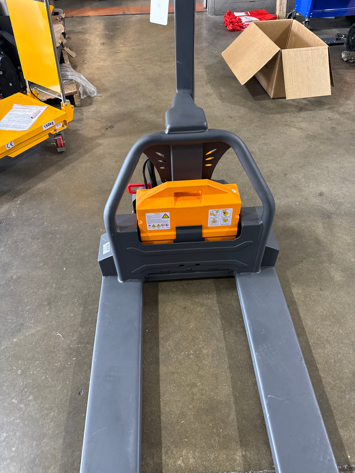 Pre-owned Premium Used CBD15W-LIX-48x27 – 3,300 lb Electric Pallet Jack, Lithium Battery, 48"x27" Forks-95272028