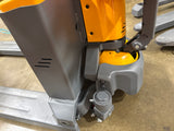 Pre-owned Premium Used CBD15W-II-Li-II – 3,300 lb Electric Pallet Jack, LCD Handle & Turtle Mode-250032132