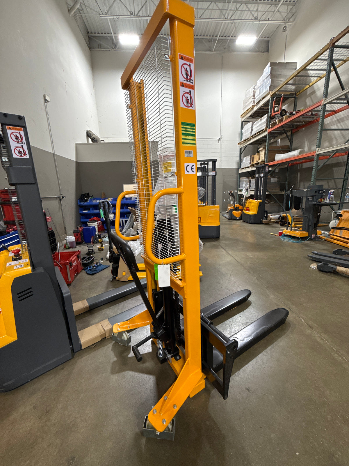 Pre-owned Open Box SDJA1000-I–2200lbs Manual Pallet Stacker 2200 lbs Capacity 63" Lift Fixed Legs-250025439