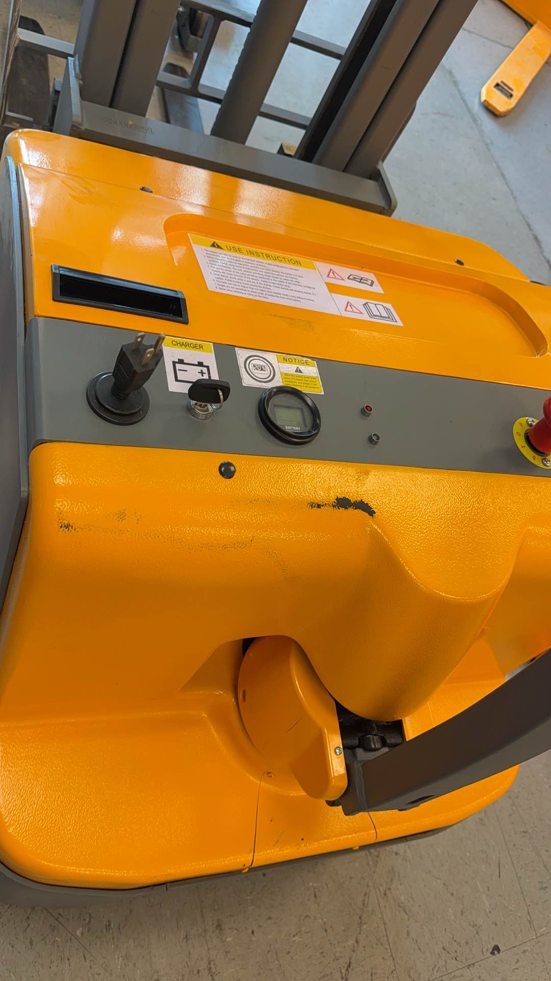 Pre-owned Premium Used CPD05W-118 – 1,200 lb Counterbalanced Electric Stacker, 118" Lift-250009859