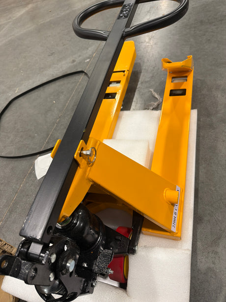Pre-owned Premium Used MF 2,200 lb Hydraulic Pallet Jack – 31.5" x 15" Forks-250026952 Only Pick Up